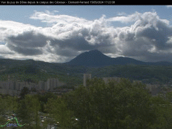 Clermont-Ferrand - Campus - vue Puy de Dôme 