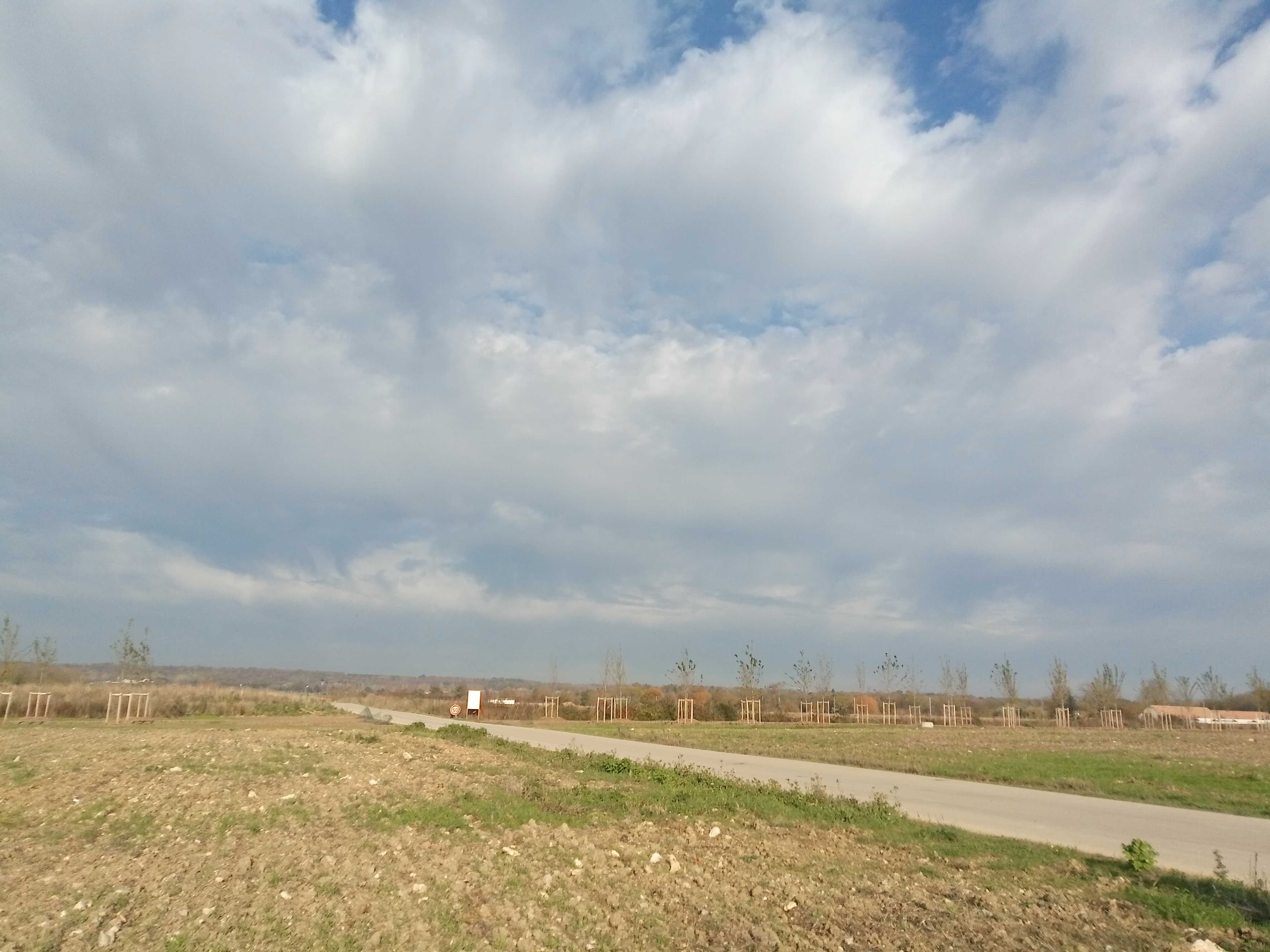 Nuages sur la forêt de Marly