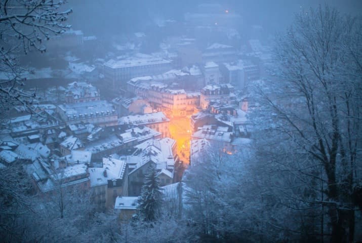 Image d'illustration pour Orage, grêle et neige sous une goutte froide