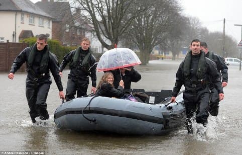 Image d'illustration pour Suivi de la dépression Tini - inondations en Bretagne