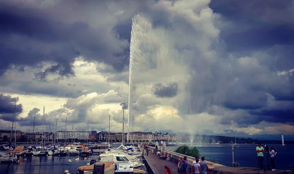 Genève sous les nuages