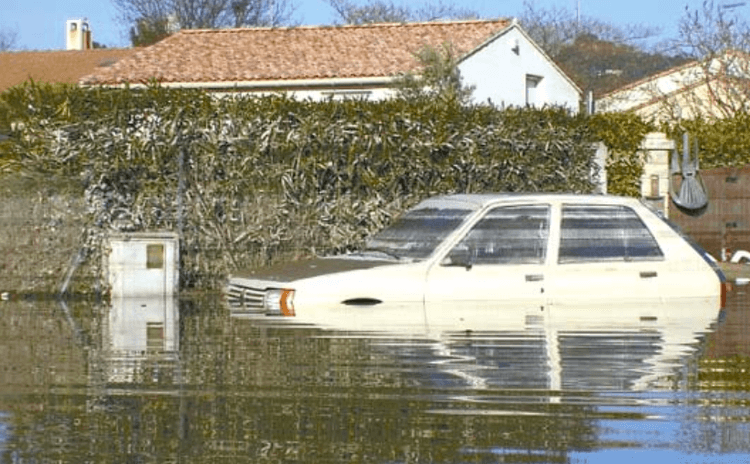 Image d'illustration pour Décembre 2003 : inondations et crue historique du Rhône